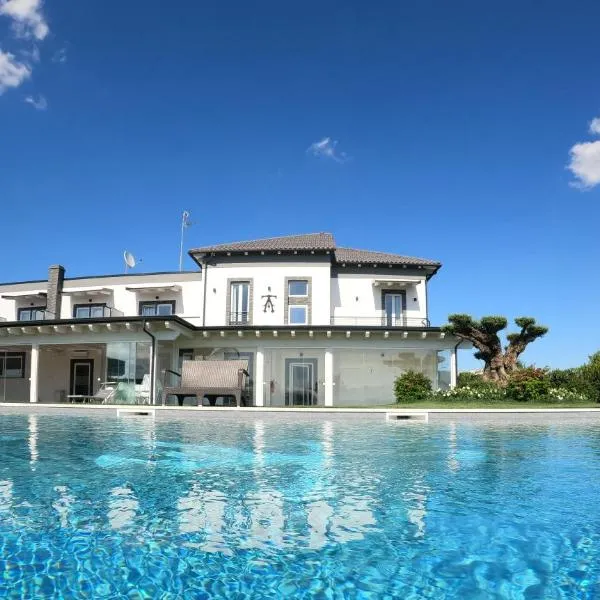 Hotel Ohana，位于罗马的酒店