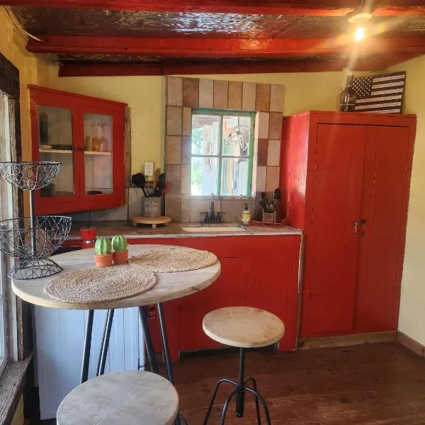 Bigfoots Bungalow，位于班德拉的酒店