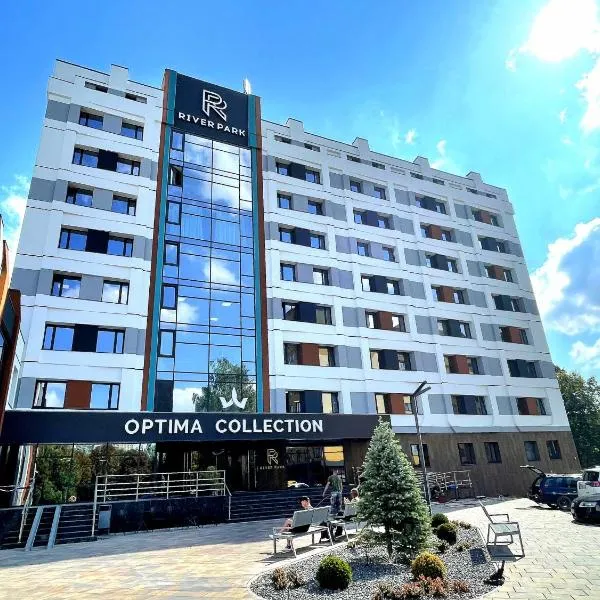 Optima Collection River Park，位于卢茨克的酒店