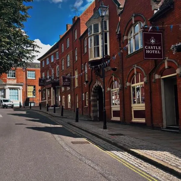 Castle Hotel Tamworth，位于塔姆沃思的酒店