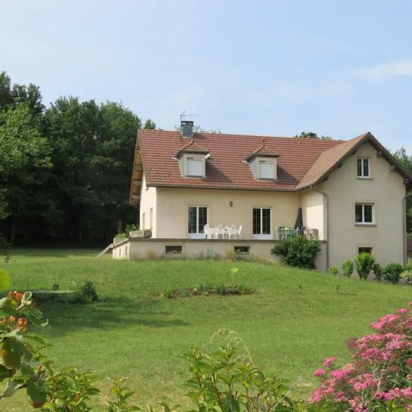 L'Aintemporel - Gîte calme 4 personnes，位于Pont-du-Navoy的酒店