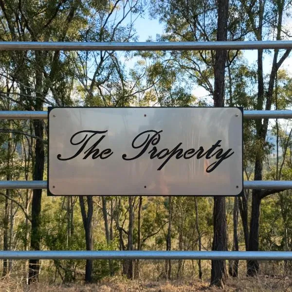 The Property, Tranquil Retreat，位于Colinton的酒店