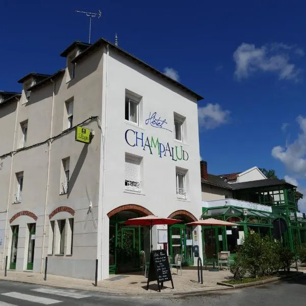 Logis Hotels Le Champalud Restaurant La Citadelle，位于Drain的酒店