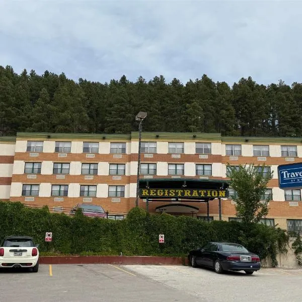 Travelodge by Wyndham Deadwood，位于戴德伍德的酒店