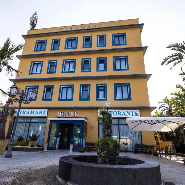 米拉马雷酒店，位于Cuccumella的酒店