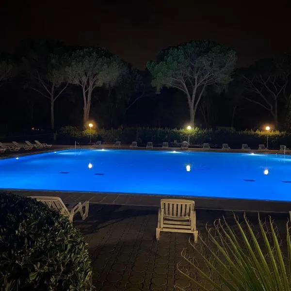 Appartement Deco 2 chambres，位于圣拉斐尔的酒店