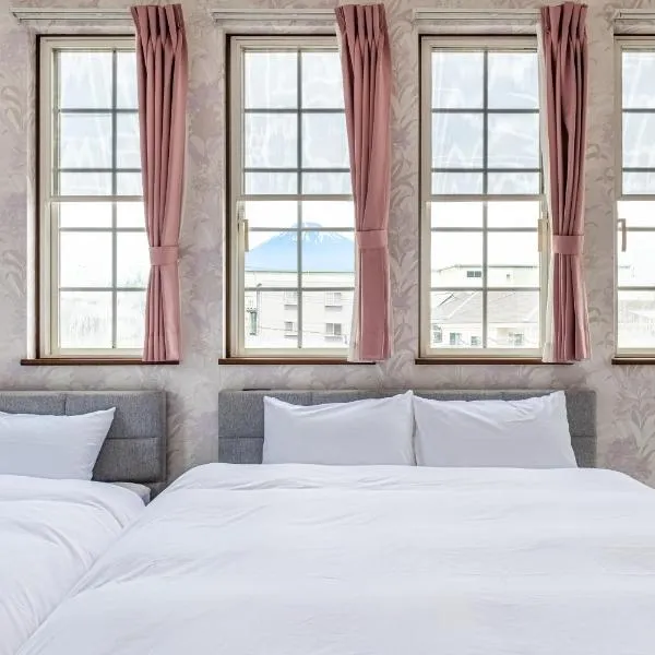 カーサブルー御殿場，位于御殿场市的酒店