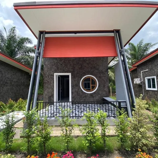 Khaosok Foresta Resort，位于Phanom的酒店