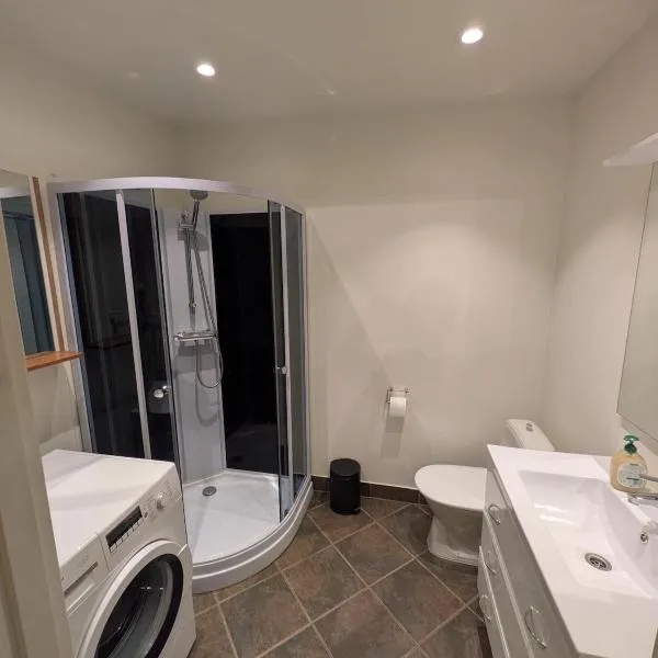 Townhouse in the middle of Notodden city centre，位于诺托登的酒店
