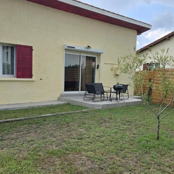 Maison de ville，位于Pontonx-sur-lʼAdour的酒店