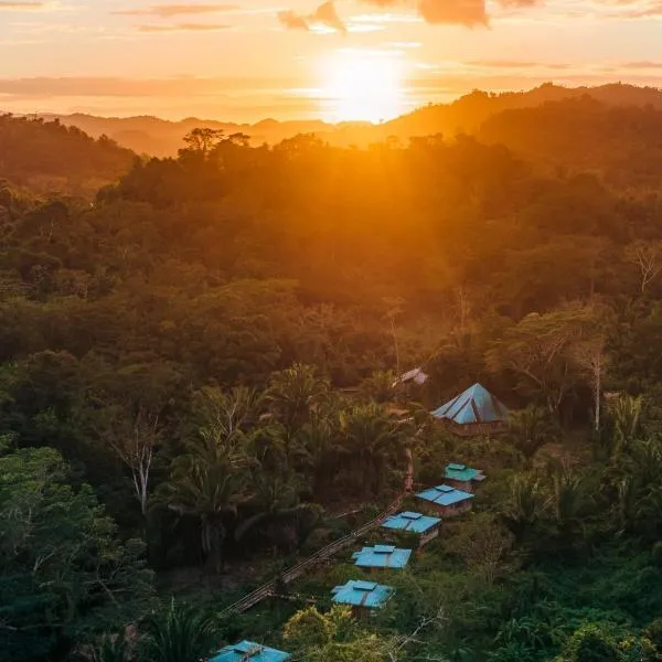 Jaguar Creek，位于Good Living Camp的酒店