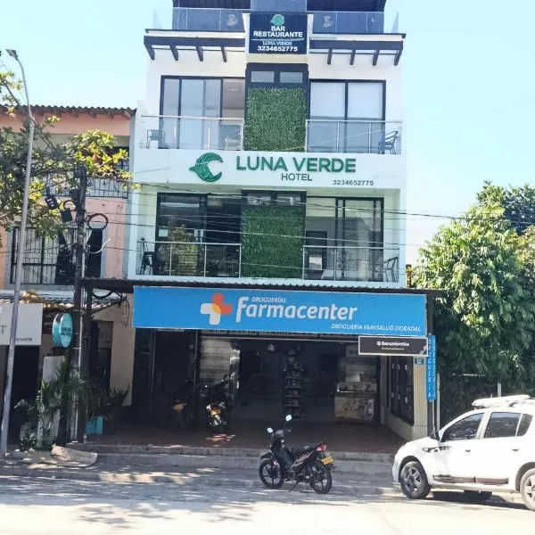 Hotel Luna Verde，位于多拉代尔的酒店