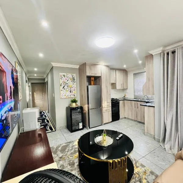 Affordable Modern Stay，位于范德拜尔帕克的酒店