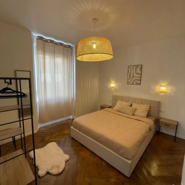 Appart' Porte Saint-Pierre，位于蓬塔利耶的酒店