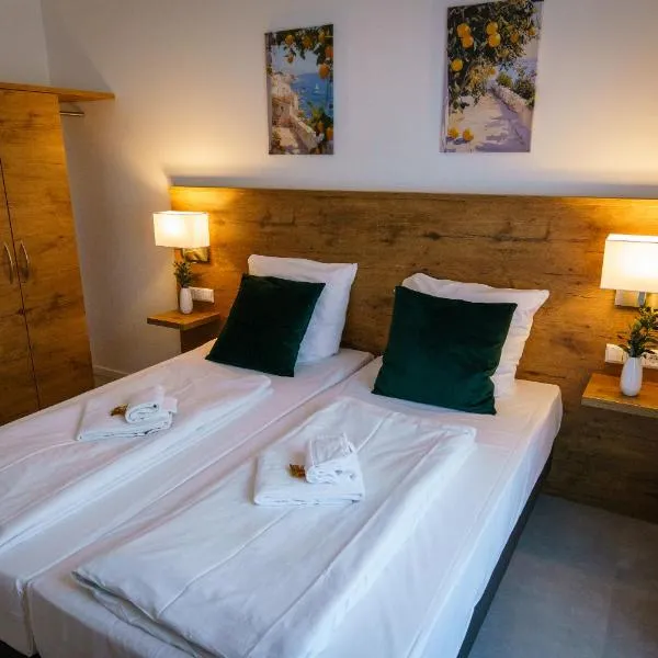 Hotel Waibstadter Hof，位于Waibstadt的酒店