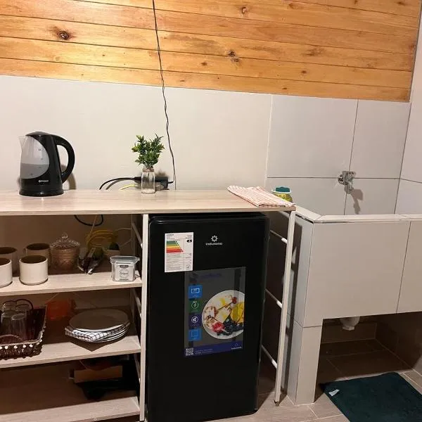 Departamento de 2 dormitorios a 10 minutos del centro，位于钦博特的酒店