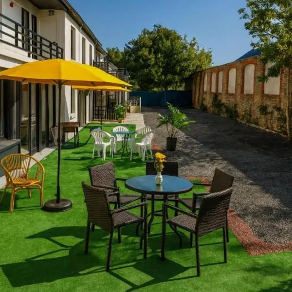 Hotel La Baie Royale，位于蓬托尔松的酒店