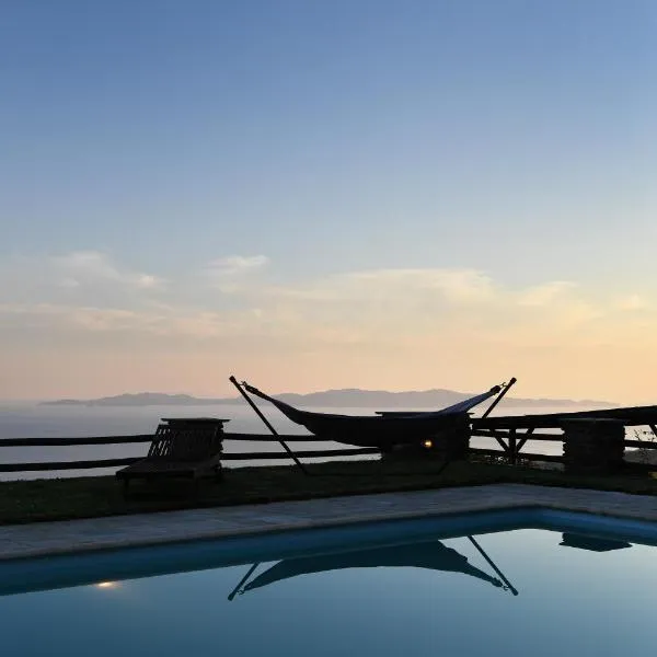 Tinos Sky View Villa，位于Kékhros的酒店