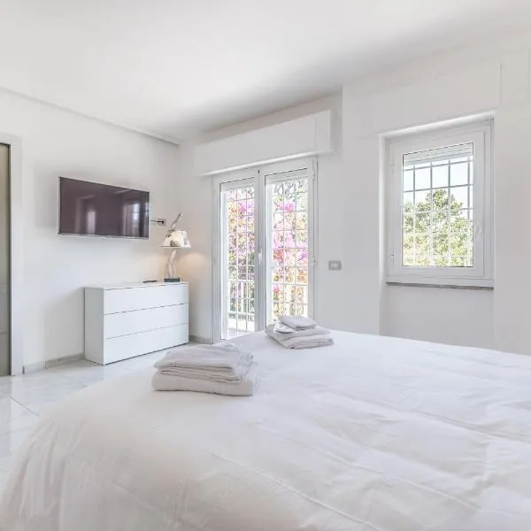 Relais Roma Beach，位于弗雷杰内的酒店