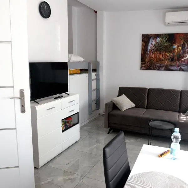 Work & Sleep，位于皮瑟兹诺的酒店