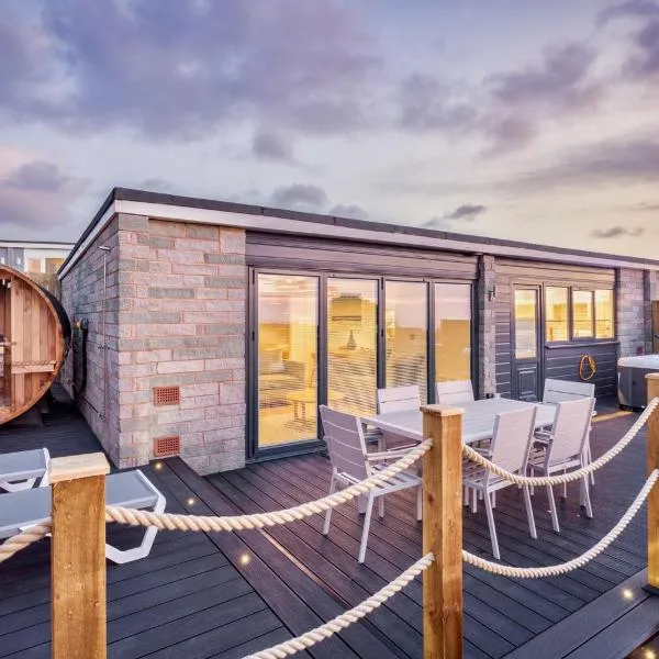 North Devon Resort Residences，位于伊尔弗勒科姆的酒店