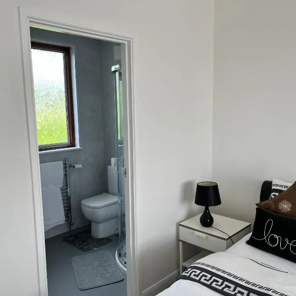 Love and Peace, Petts Wood，位于奥平顿的酒店