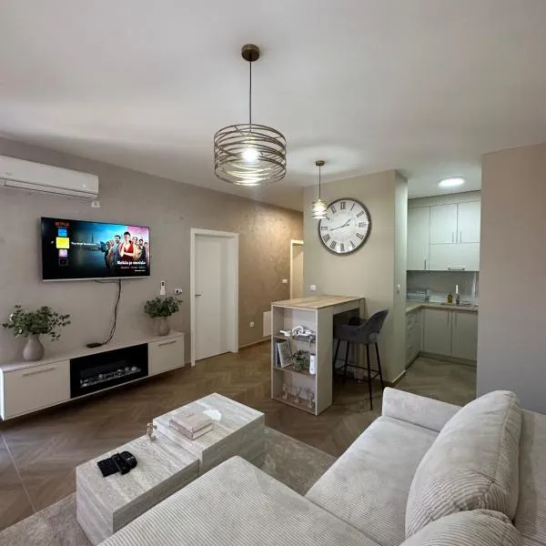 The Wolf Residence，位于Inđija的酒店