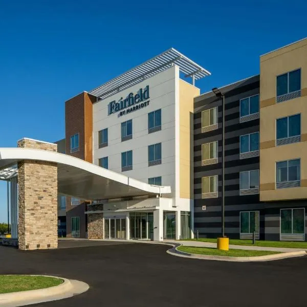Fairfield Inn & Suites by Marriott Foley，位于弗利的酒店