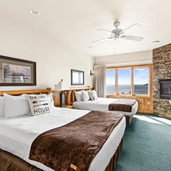 Majestic Lake Views Studio 2-Queen Beds and Heated Pools，位于图哈伯斯的酒店