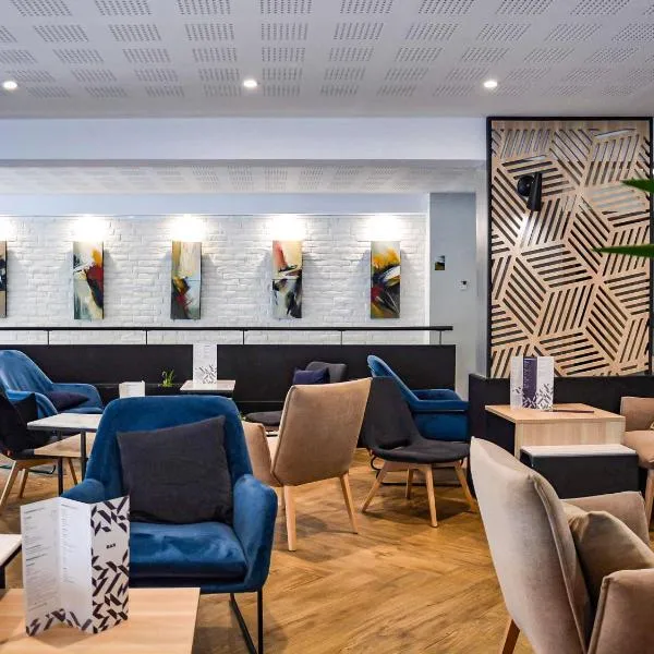 洛里昂中心美居酒店，位于洛里昂的酒店