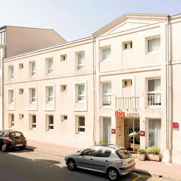 宜必思罗什福尔酒店，位于罗什福尔的酒店