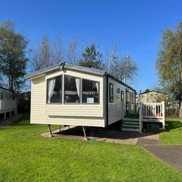 Hoopers Hideaway Caravan Rental Setonsands，位于爱丁堡的酒店