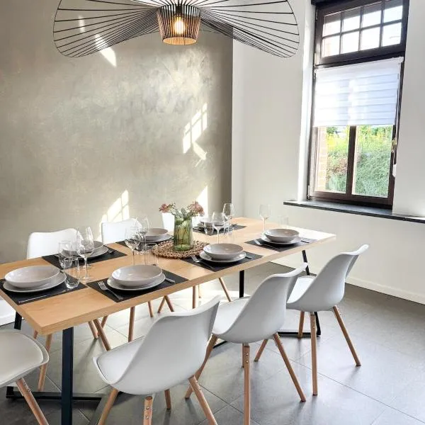 Beautiful Apartment Köln 15 Min to Phantasialand，位于许尔特的酒店