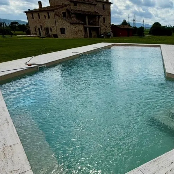 Villaluce Wine Agriturismo，位于拉戈堡的酒店