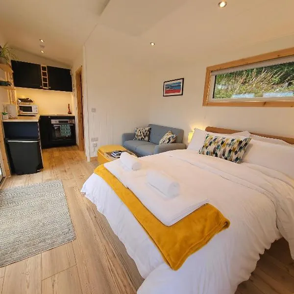 Croft Seven Cabins，位于Port na Long的酒店