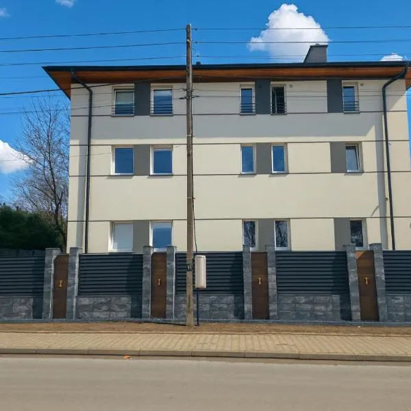 Noclegi Bezpłatny Dowóz AirNest24 Lotnisko Katowice-Pyrzowice，位于Sączów的酒店