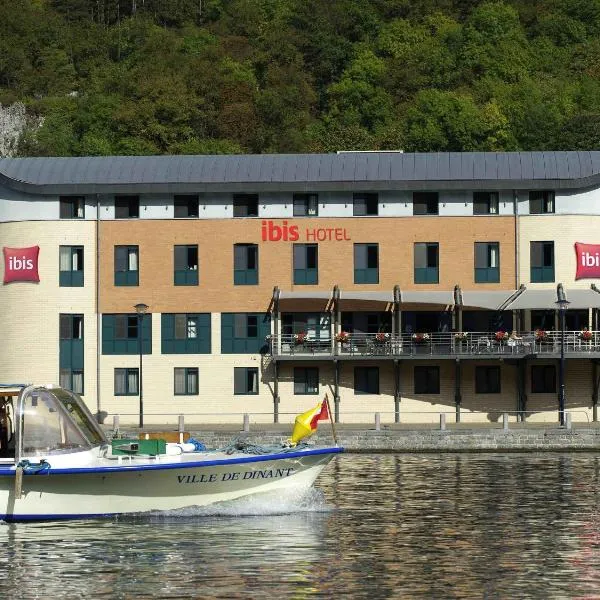 迪南宜必思酒店，位于迪南的酒店