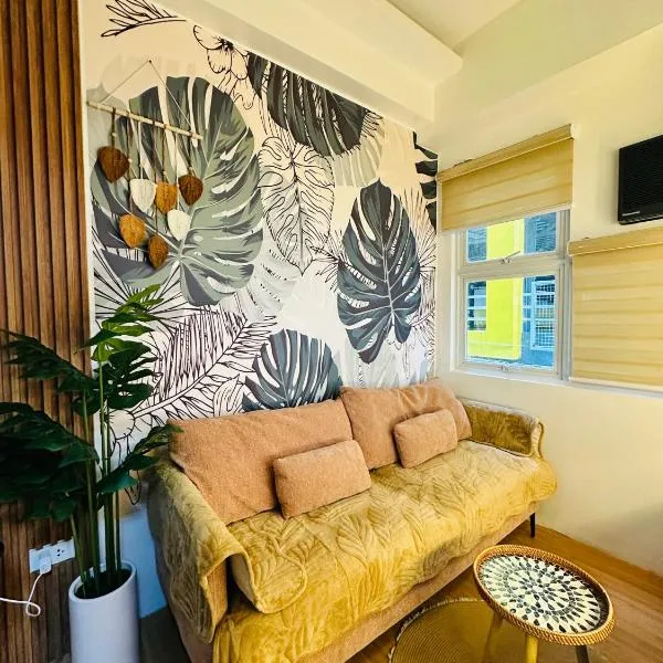 Cozy place near pavilion mall and Sm starosa，位于Biñan的酒店