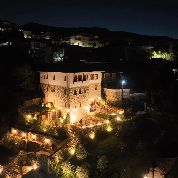 The Stone Sky Hotel，位于吉诺卡斯特的酒店