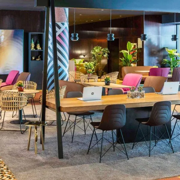 诺富特巴塞罗那科内拉酒店，位于科尔内拉德罗布雷加特的酒店