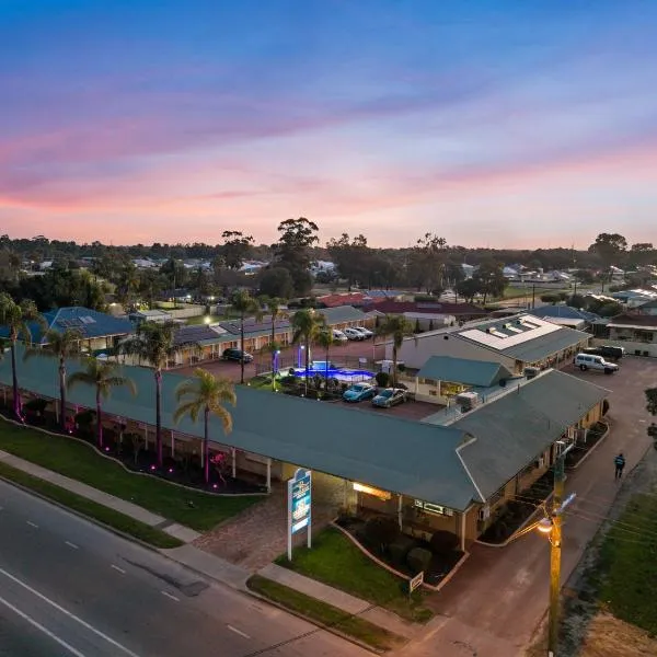 品贾拉度假酒店，位于Pinjarra的酒店