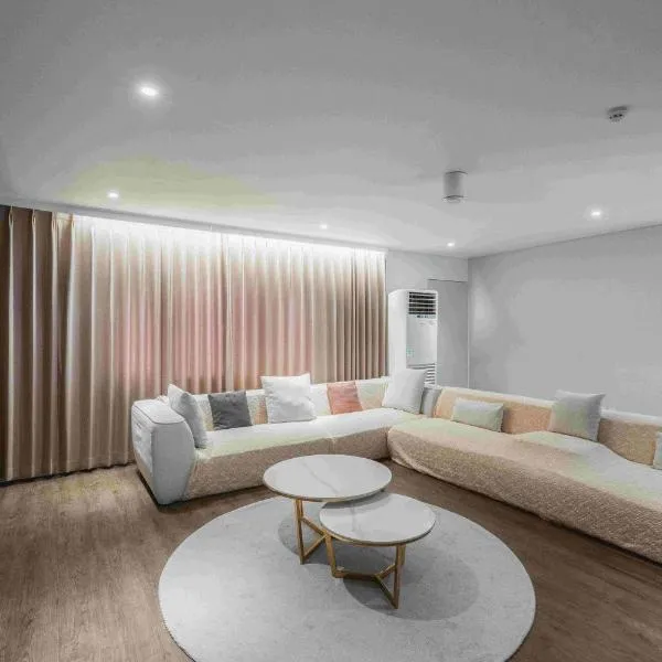 Cloud in Hotel Mokpo Peace Square，位于木浦市的酒店