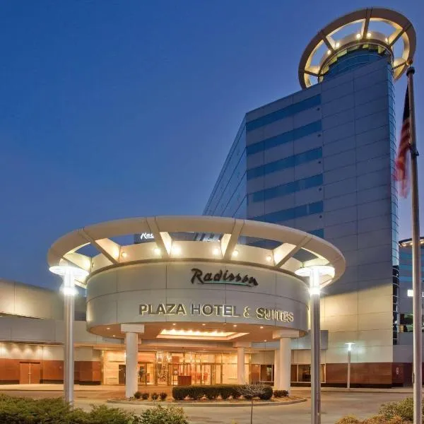 Radisson Plaza Hotel at Kalamazoo Center，位于卡拉马祖的酒店