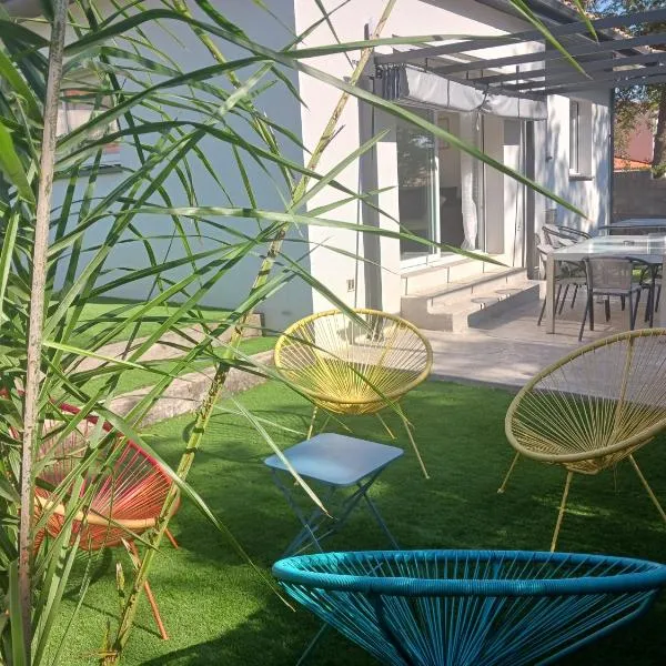 Villa L'Eden des Aspres climatisée avec Jardin, terrasse & Billard，位于蒂伊的酒店