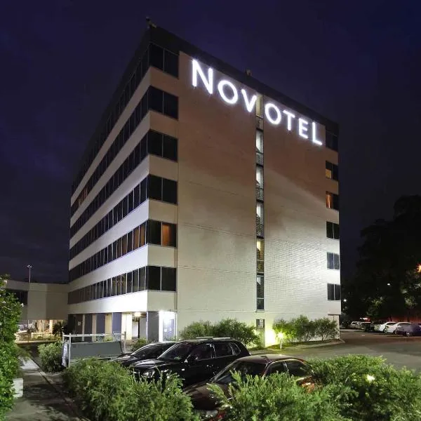 Novotel Sydney West HQ，位于乐蒂山的酒店