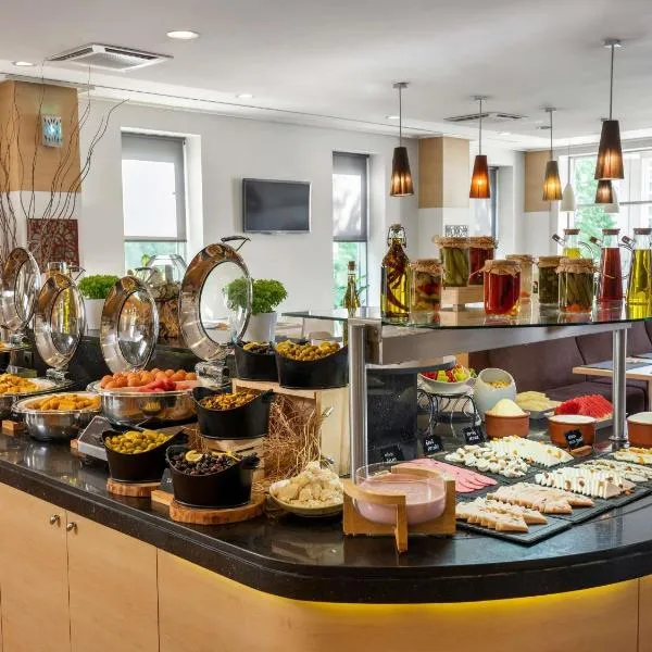 阿达纳宜必思酒店，位于阿达纳的酒店