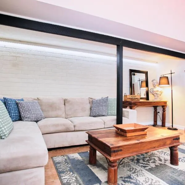 Lismore Hillside Home on Ballina Road，位于利斯莫尔的酒店