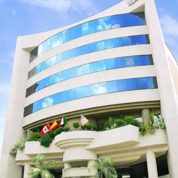 Hotel San Marcos Grand，位于库利亚坎的酒店