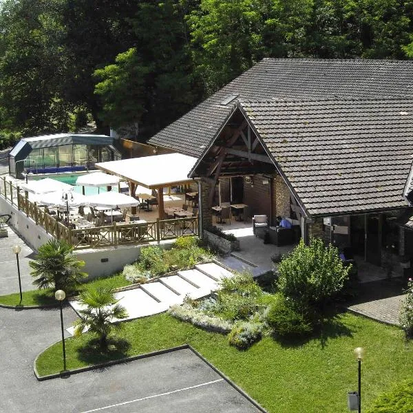 四季佩里杰特雷利萨克酒店，位于特雷利萨克的酒店