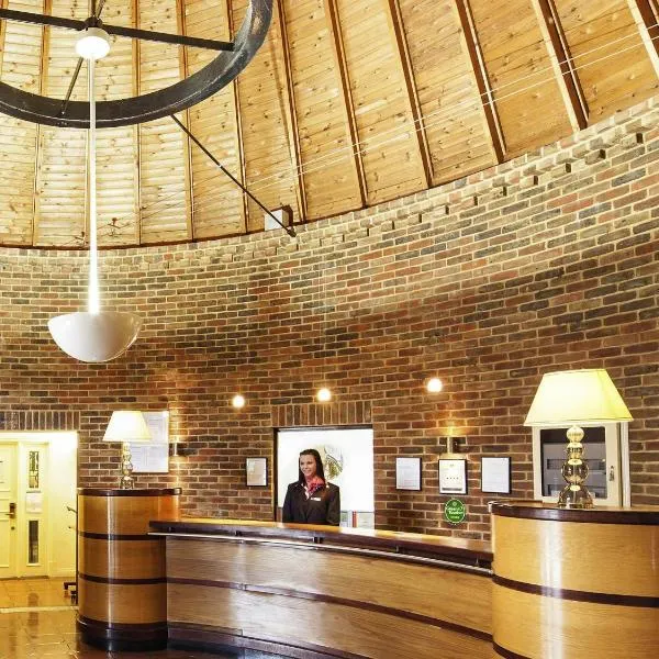 顿桥威尔斯美居酒店，位于皇家滕布里奇韦尔斯的酒店